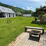 Jula - W Kudowie-zdroj Apartment *