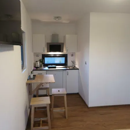 Jula - W Kudowie-zdroj شقة *